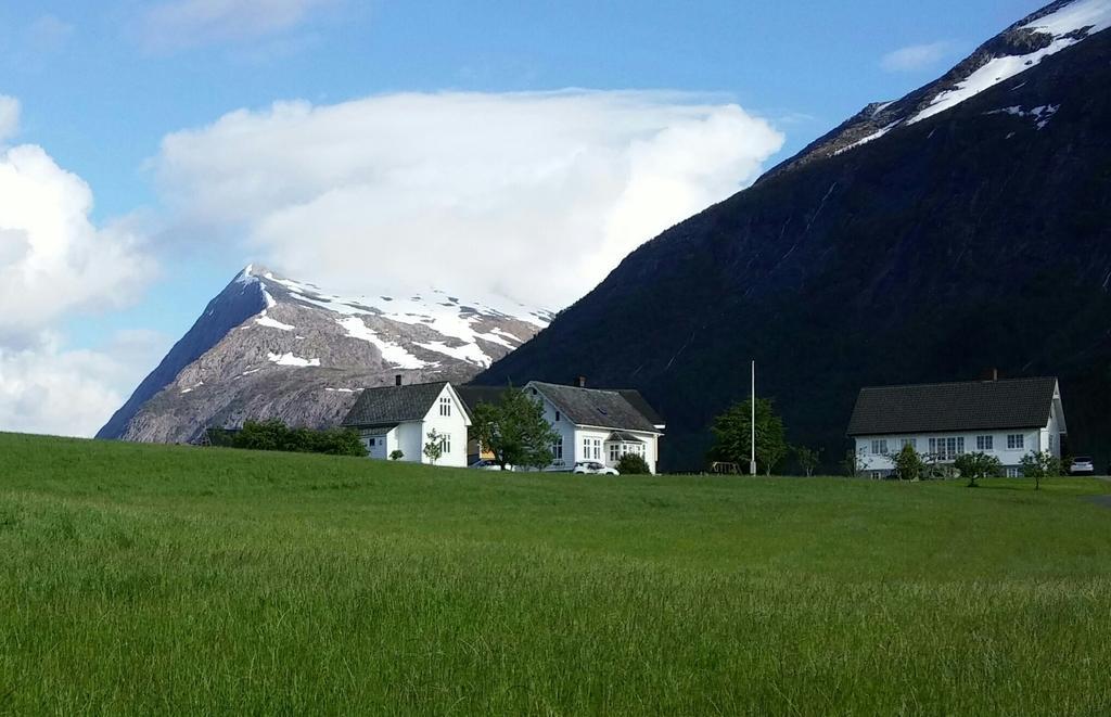 Donhaug Gjestegard Uskedalen Luaran gambar